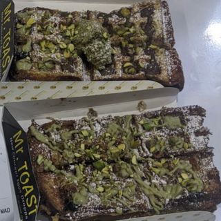 Waffle Kunafa  Pistache