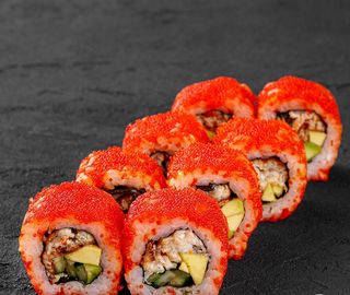 Каліфорнія з вугром в ікрі (330г)