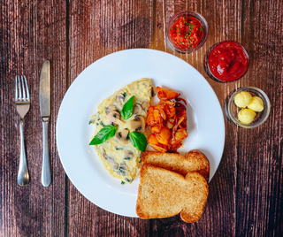 Mushroom, Basil & Cheese Omelette