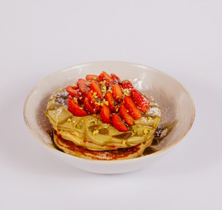 Pancakes con crema al pistacchio e fragole  gluten free
