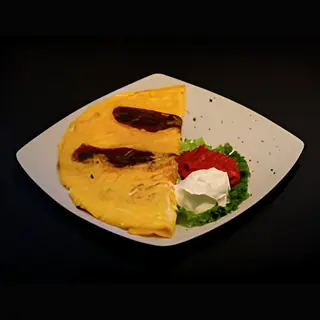 Omlet sa suhim mesom