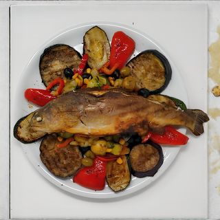 Grillowany pstrąg