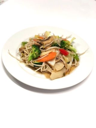 Wok de verduras del tiempo, vegano