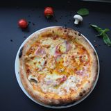 Пица Капричоза 30см + Coca-Cola (330мл)