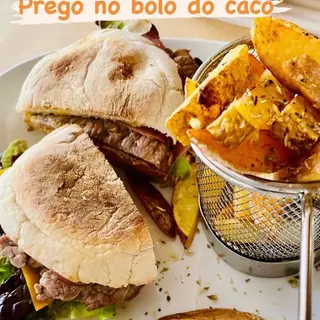 Prego no bolo de caco à Coachella