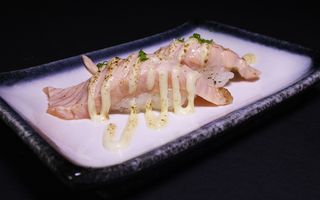 057-Nigiri tako 2 pezzi