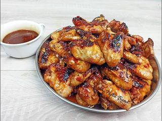 Aripioare de Pui cu sos dulci acrisor