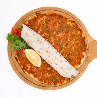 Pizza Turca Lahmacun De Ternera