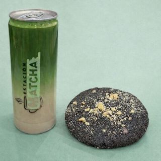 Combo Matcha Latte 355 ml + Galleta Maxi de Cacao