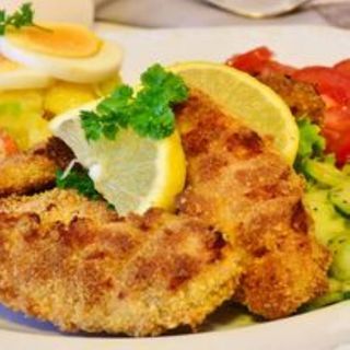 Escalope De Pollo Empanado Con Patatas