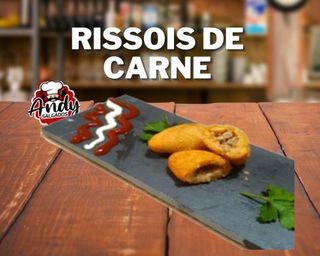 6 Rissois de Carne Fritos