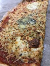 Pizza cuatro quesos (33 cm.)