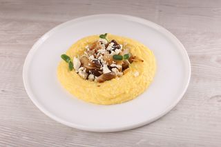 Банош з сиром Бринзою і грибами (330г)