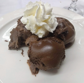 Profiterol nero