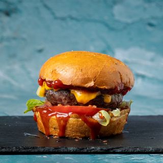 Spicy Paradise & pomfrit