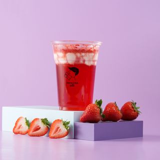 Клубника с сырной пенкой 