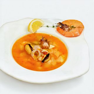 17. Супа от морски деликатеси (300г)