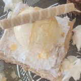 Milhoja De Crema Con Helado De Vainilla