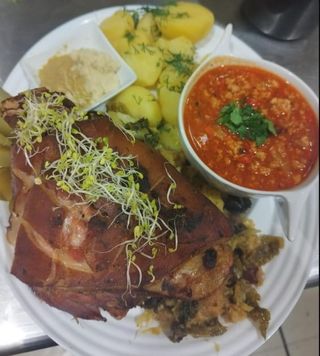 Golonka z ziemniakami