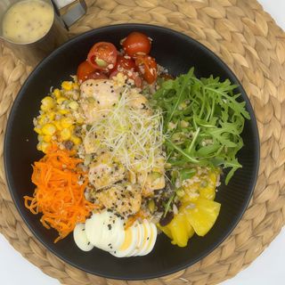 Ensalada de Quinoa y Pollo