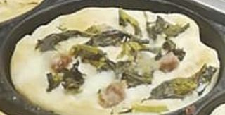 Friarielli e salsiccia pizzetta bianca