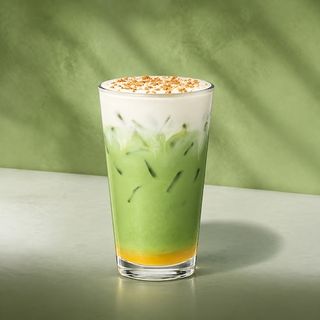Apple Crumble Iced Matcha Latte