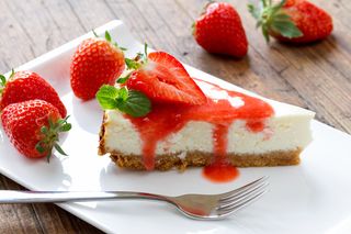 Torta cheesecake fragola 1kg