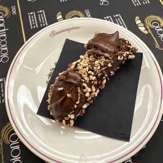 cannolo nutelloso