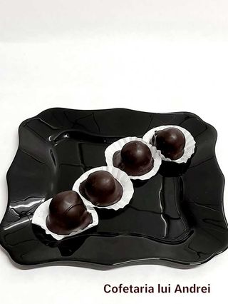 Platou bomboane 2-4 persoane