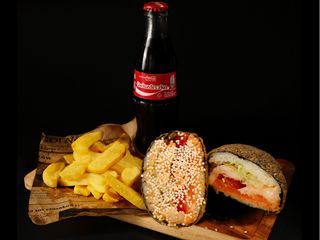 SUSHIBURGER TOM YUM MENU