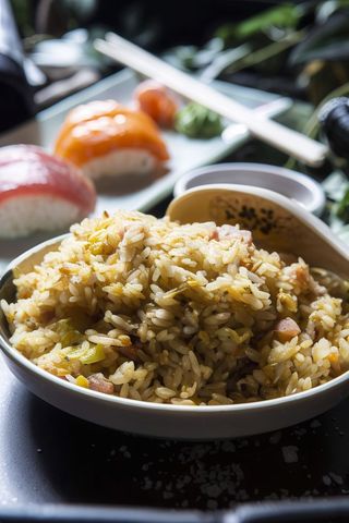 Arroz frito tres delicias