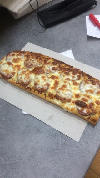 Принцеса с луканка и кашкавал (200г)