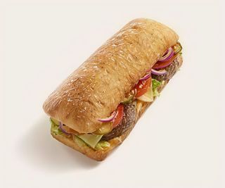 Le Ciabata Viande Hachée - Servi avec Salade Coleslaw + Frites