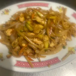 Tallarines Frito Con Pollo