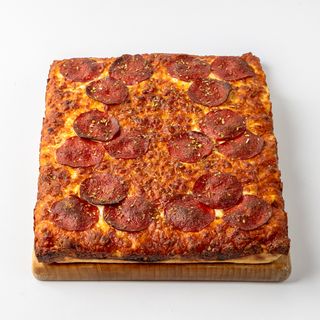 Ostra Pepperoni Detroit