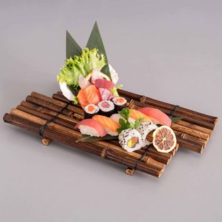 135. Sushi misto 15 pezzi