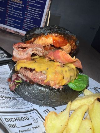 Burger Cheese Bacon BBQ