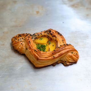 Potato, chives Danish