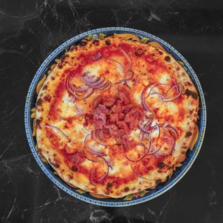 Tartare di tonno e cipolla