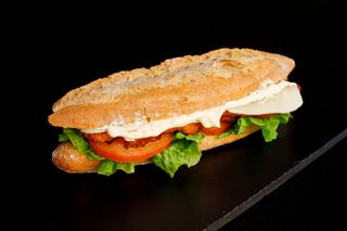 Bocadillo De Filete De Pollo