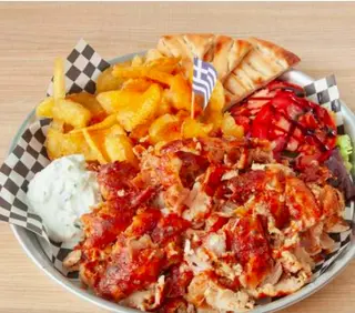 Gyros De Pollo Al Plato