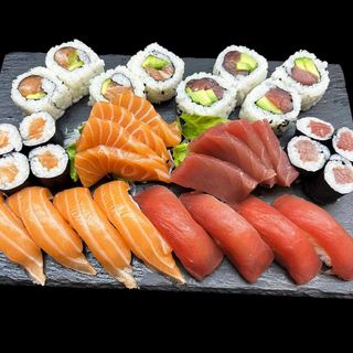 Box Sake e Maguro - 32pz