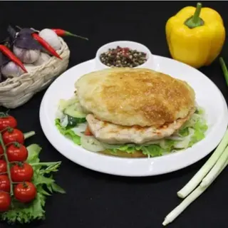 Гамбургер с курицей (400 гр.)