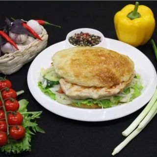Гамбургер с курицей (400 гр.)