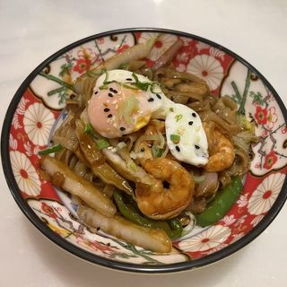 169B.Tallarines Thai Fritos Con Gambas Y Salsa Yakisoba