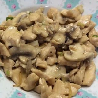 Pollo con champiñones