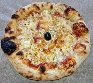 Pizza 4 vrste sira