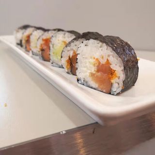 183. Futomaki Sake 8 pezzi