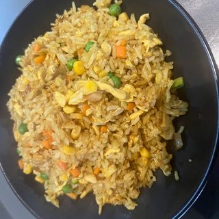 Yakimeshi De Curry Y Pollo