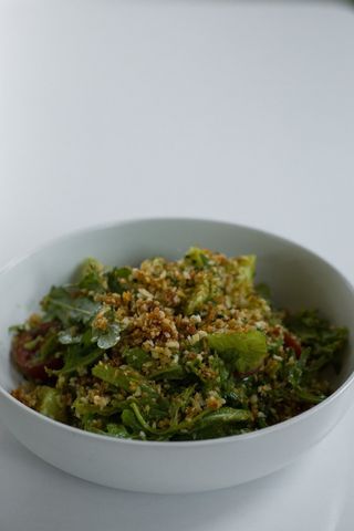Vegetable salad with avocado